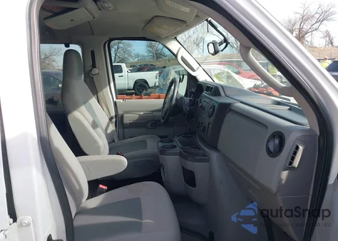 2014 Ford E-350 Super Duty Xlt from USA, damaged, VIN 1FBNE3BL4EDA97756